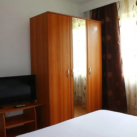 Apartament Cristiana *